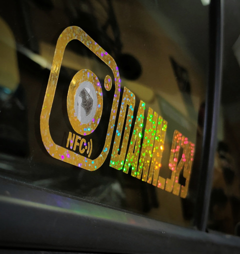 Vlepka NFC IG z nazwą