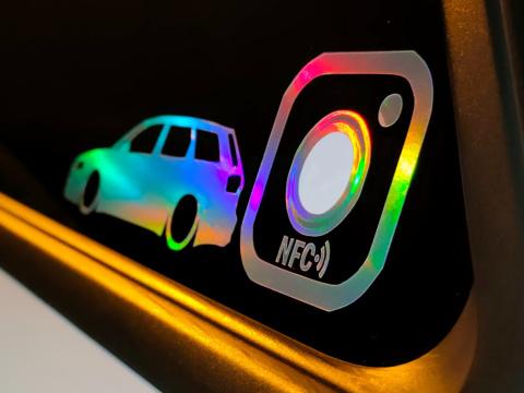 Vlepka NFC IG z nazwą